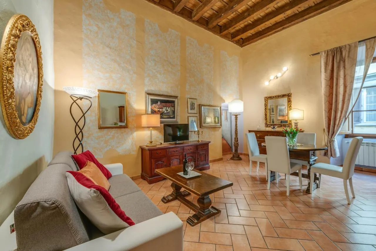 Dante States Apartments Florencie