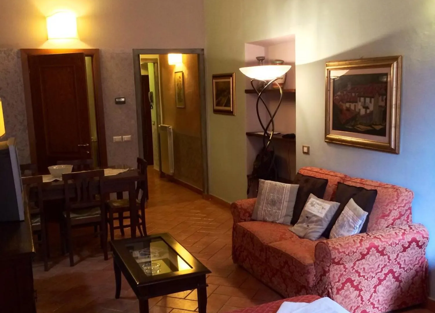 Dante States Apartments Florencja